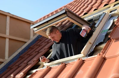 Pose de fenêtres de toit Velux à Homblières